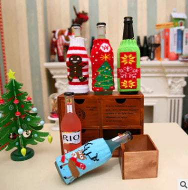 Holiday Wine Sleeve Sets