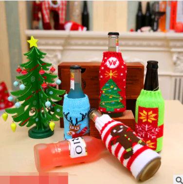 Holiday Wine Sleeve Sets