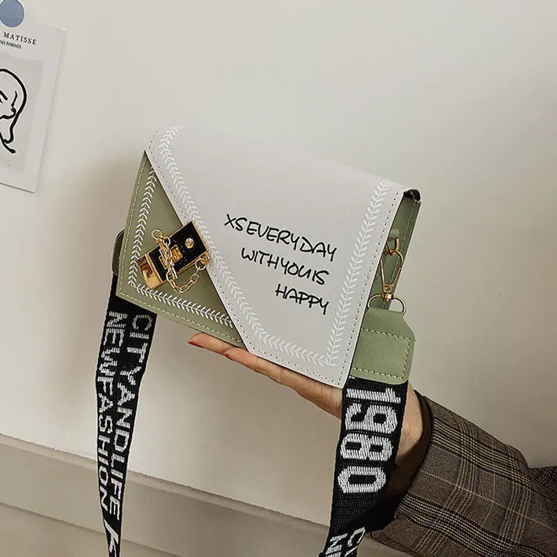 Trendy Compact Chain Shoulder Bag